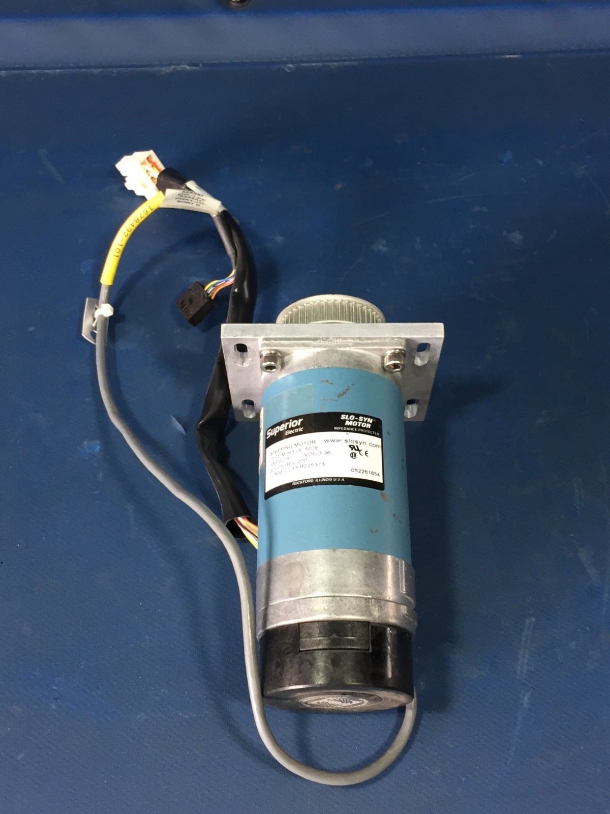 SUPERIOR ELECTRIC MO63-LE-507E 2.9A STEPS REV 200 STEPPING MOTOR