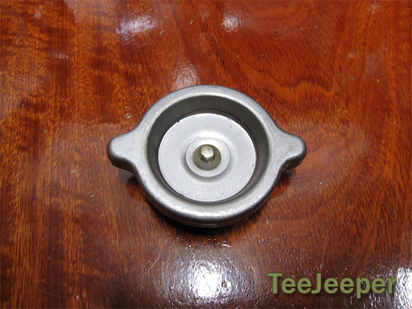 new Oil Filter Cap Jeep M151 A1 A2 7044860