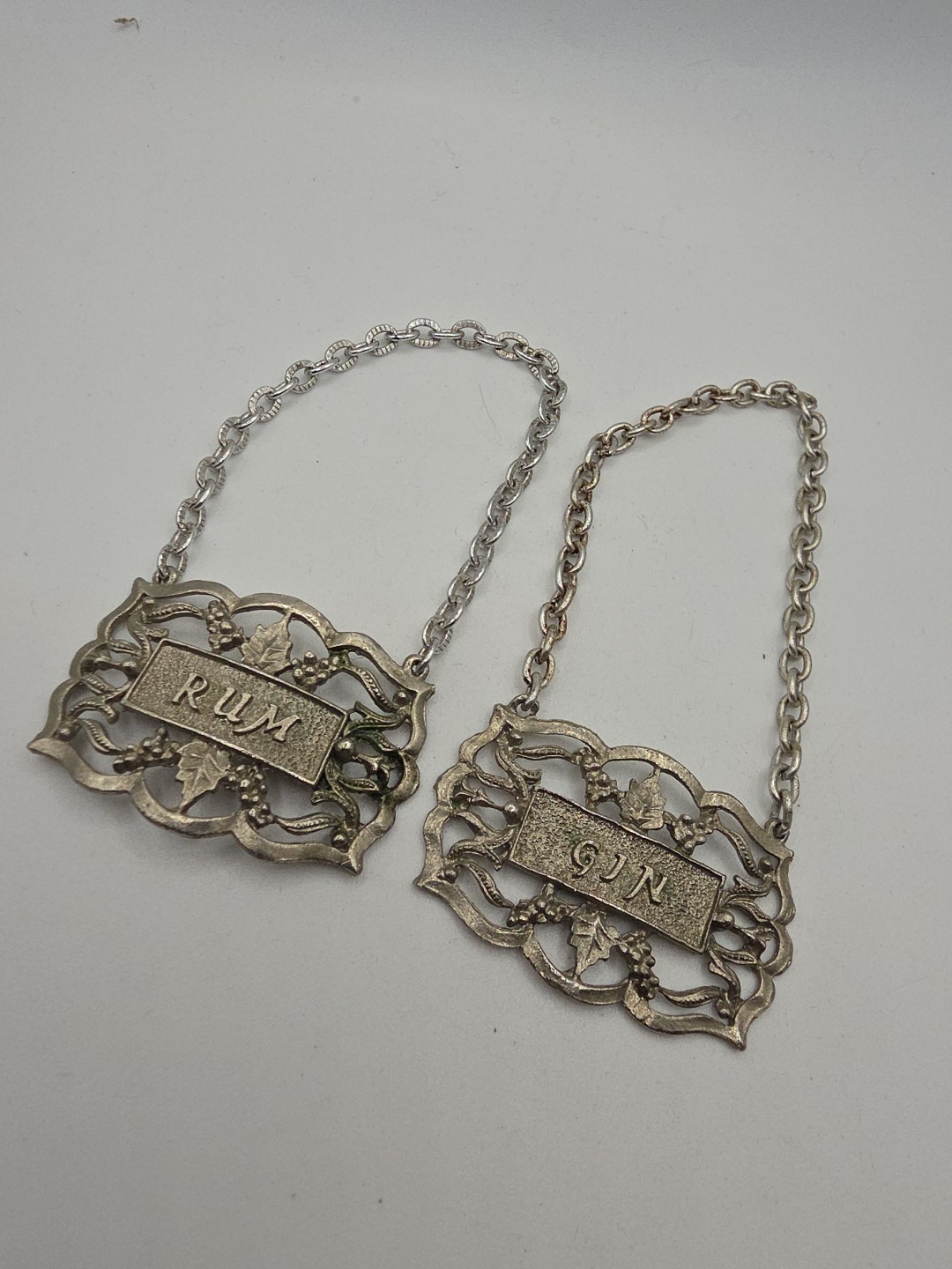 Bottle Decorations Gin Rum Bottle Neck Decoration Silver Tone