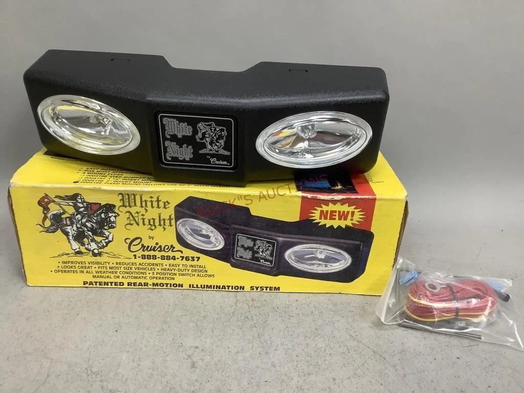 White Night by Cruiser Rear Motion Light