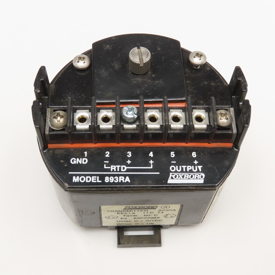 Foxboro 893RA-QFBN000 24VDC 50-150°F Temperature Transmitter