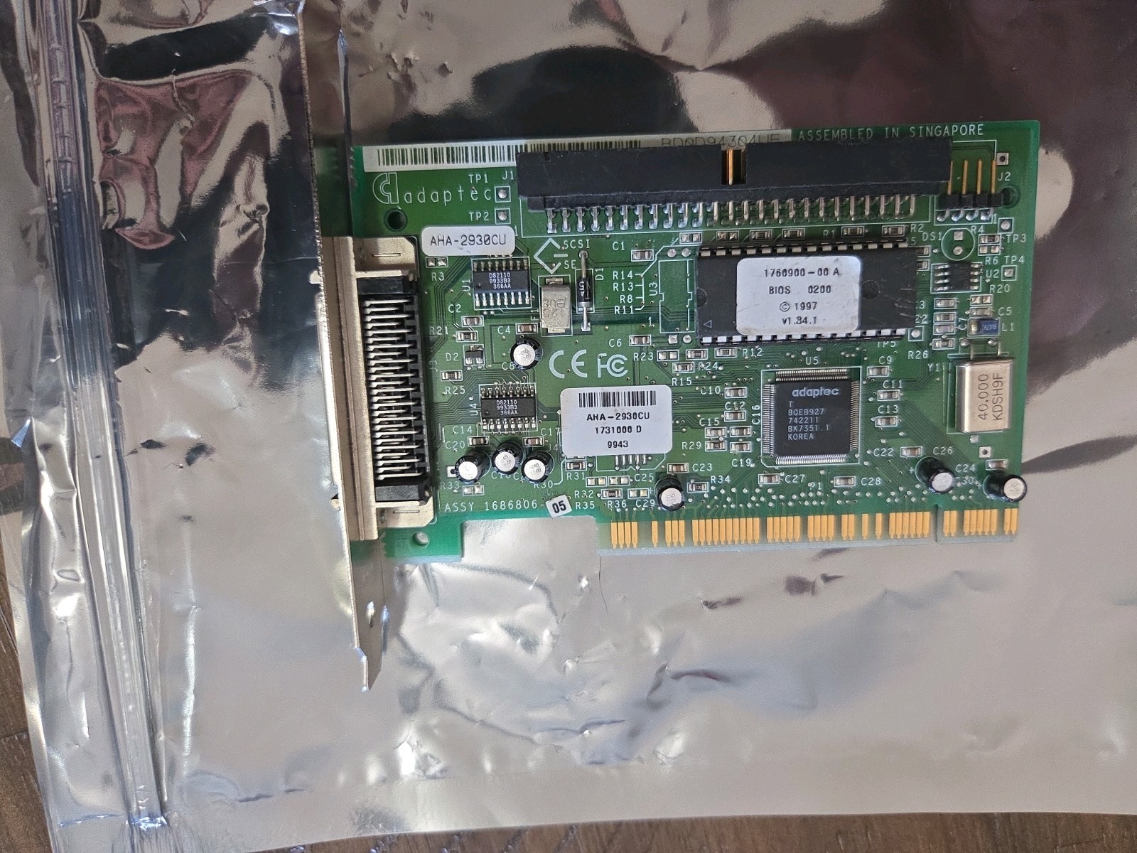 Adaptec AHA-2930CU PCI Ultra SCSI Host Adapter Controller Card 1686806-05