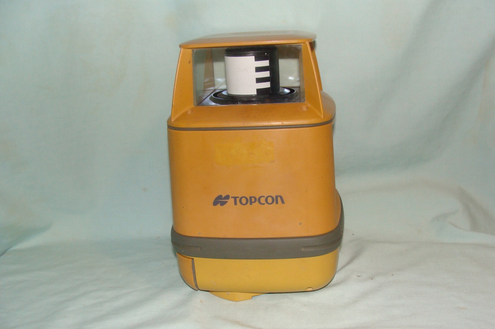 TOPCON RL-H SELF-LEVELING ROTARY LASER LEVEL w/LS-50B SENSOR/RECEIVER & BRACKET