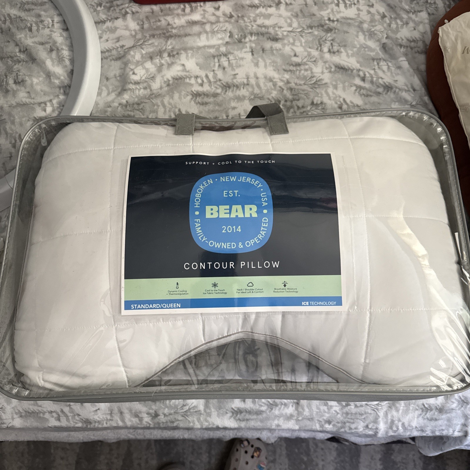 Bear Contour Dual Cool Pillow (Queen Size)
