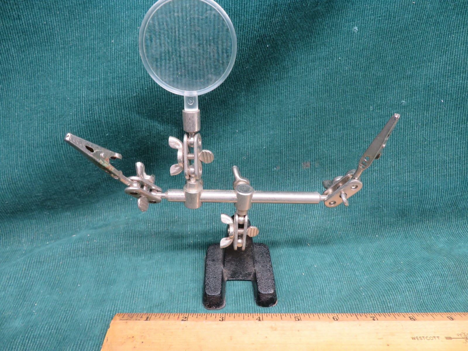 Radio Shack 64-2063 Helping Hands Articulating  Holder & Magnifying glass
