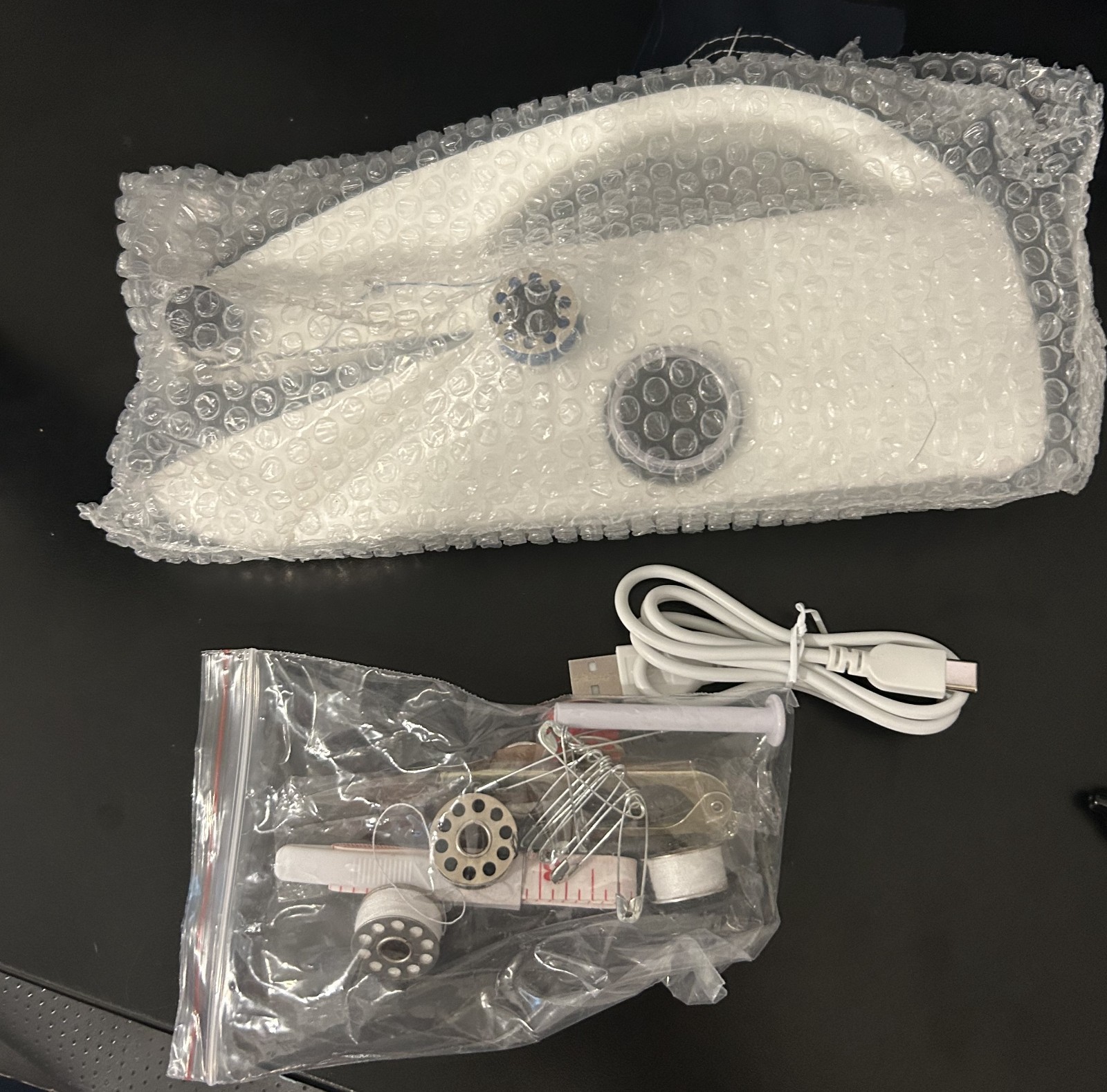 Portable Handheld Mini Sewing Machine Kit USB Battery Operated Beginners