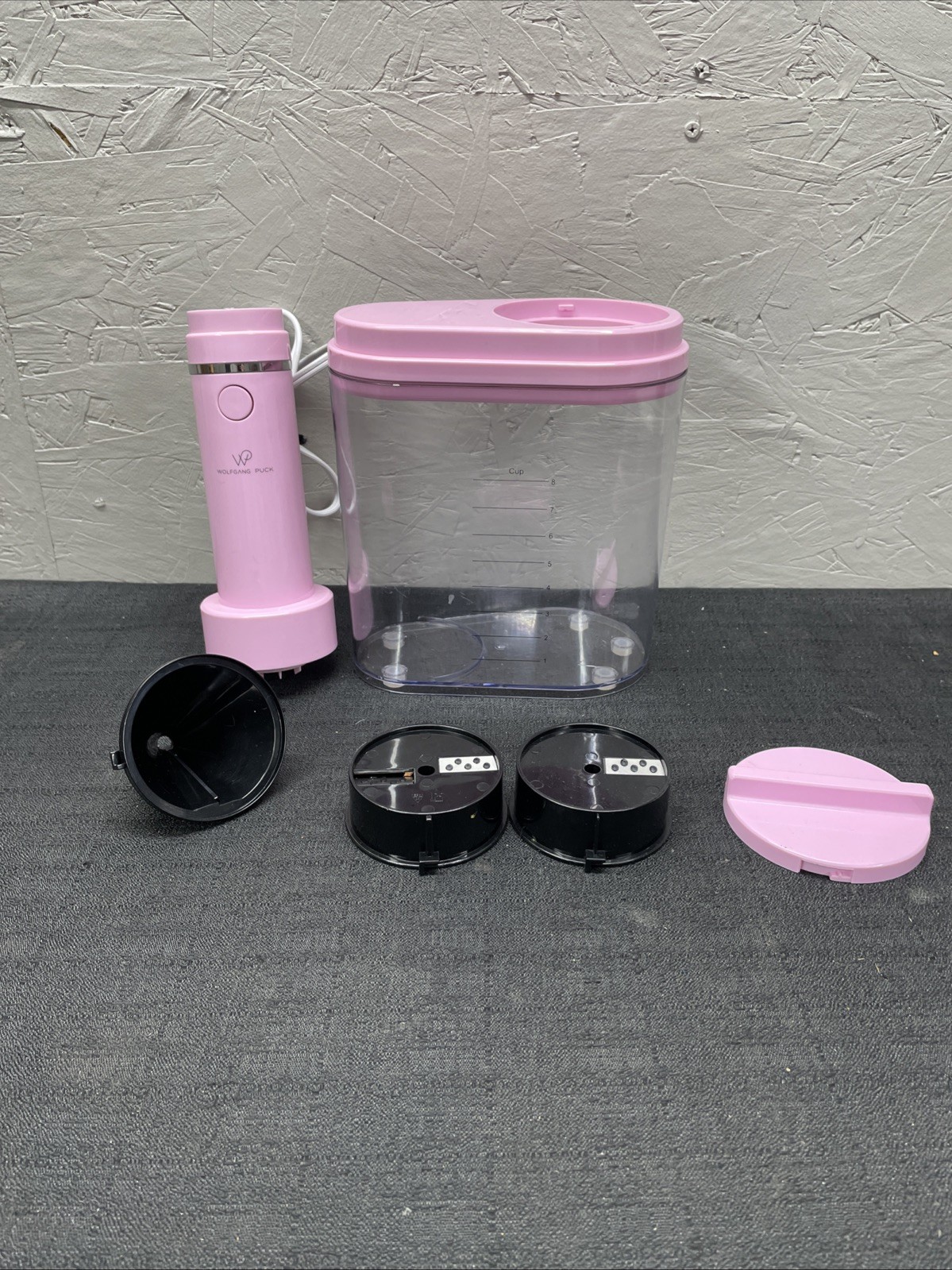 Wolfgang Puck BSPL0010 3-in-1 Rate Color Pink Electric Power Spiralizer