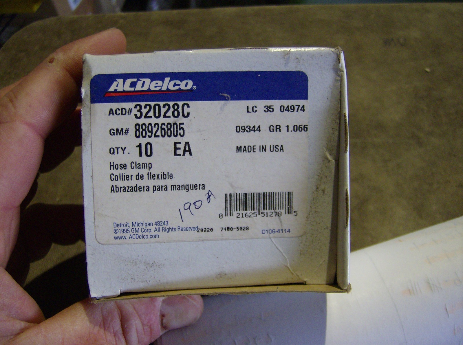 GENUINE GM 88926805 HOSE CLAMPS 1.25"  - 1.75" LOT OF 10