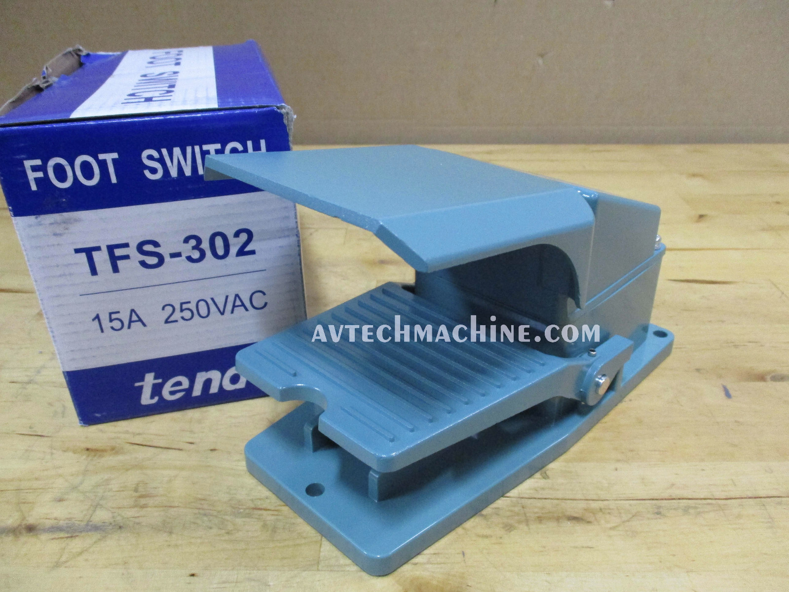 TFS-302 Tend Foot Pedal Switch With Momentary Switch