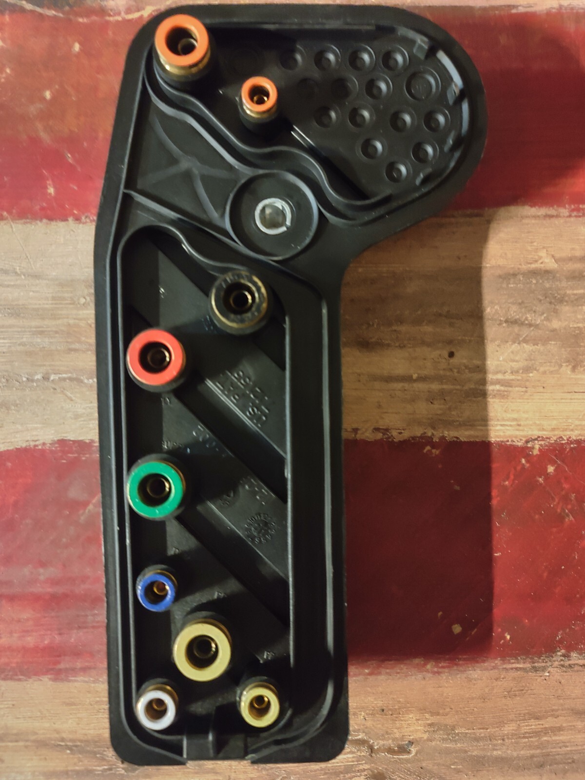 New Freightliner Firewall Pass thru Air Manifold  P/N: 12-26964-002