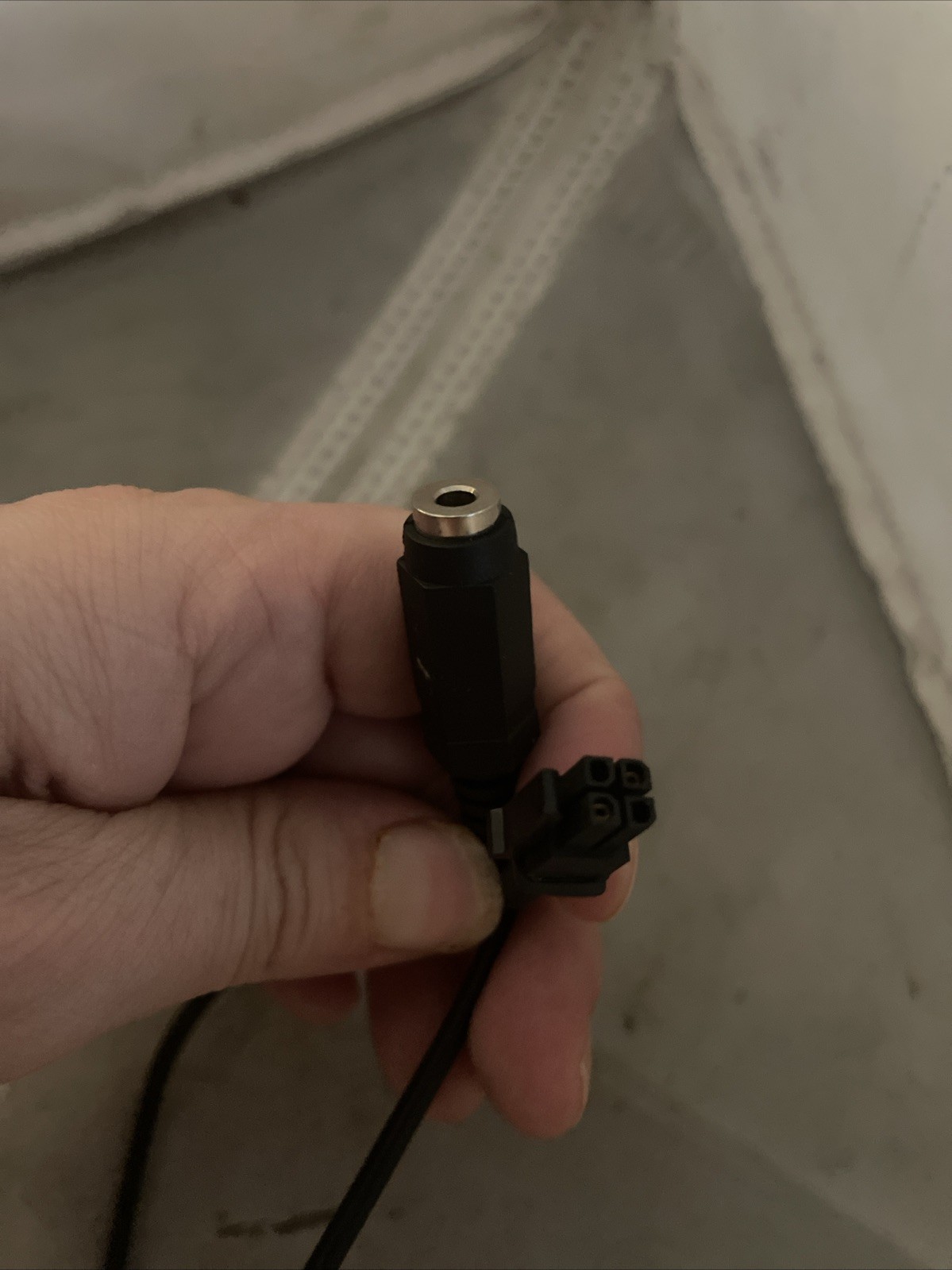 4-Pin To Headphone Female Cable Loom For A Mobility Scooter Or Powerchair AK01