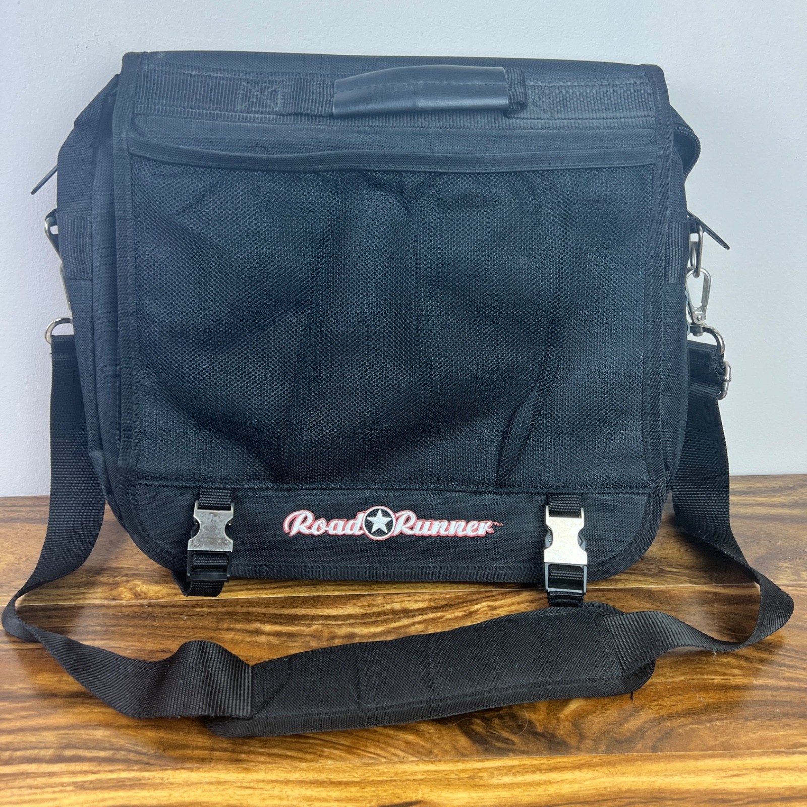 Vtg Road Runner Black Messenger Computer Tote Bag Musician Gig Bag