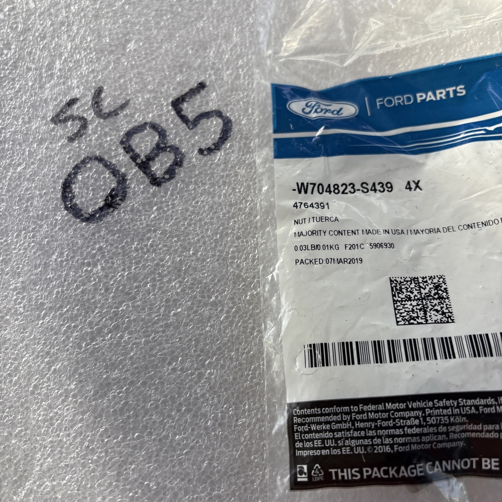 Genuine Ford AM/FM CD U-Nut W704823-S439