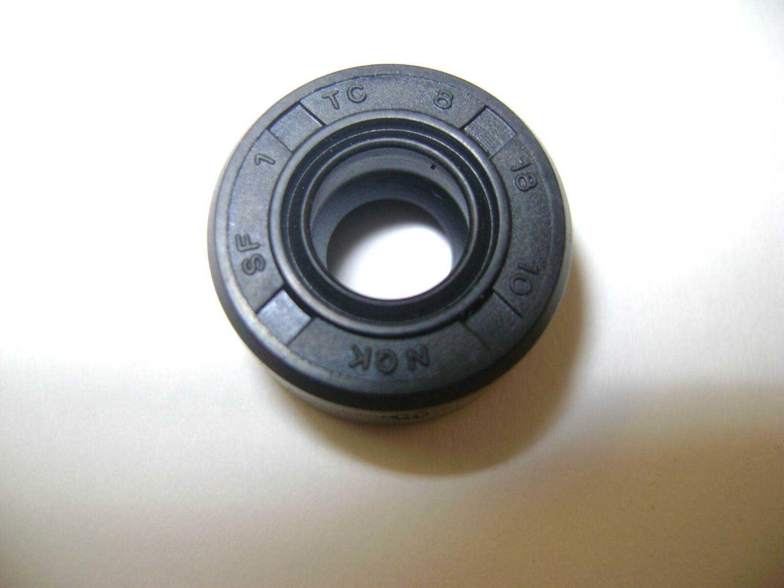NEW TC 8X18X10 DOUBLE LIPS METRIC OIL / DUST SEAL 8mm X 18mm X 10mm