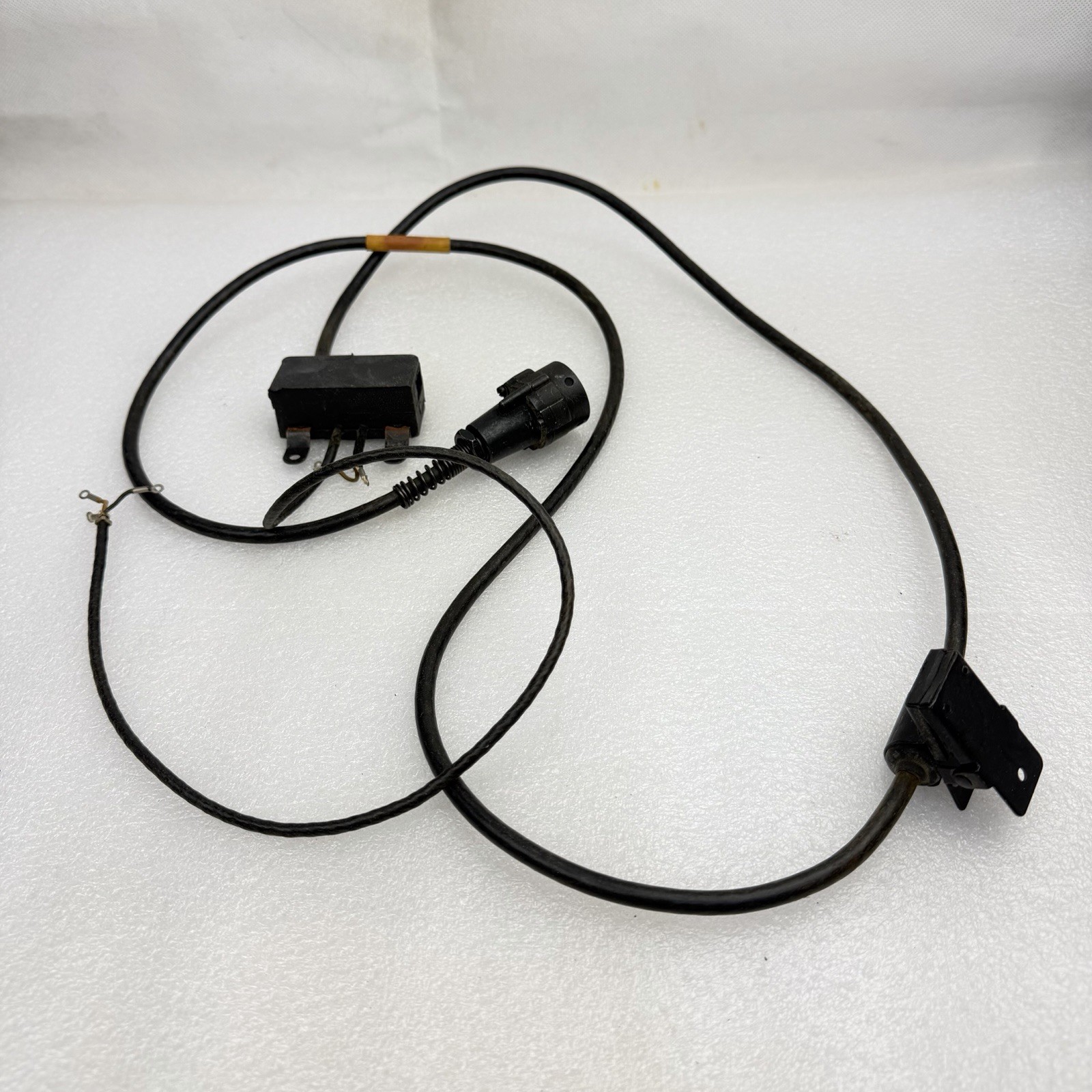 Headset Cable HE-161-001 Military Communication Wiring Harness Pilot Radio Conn