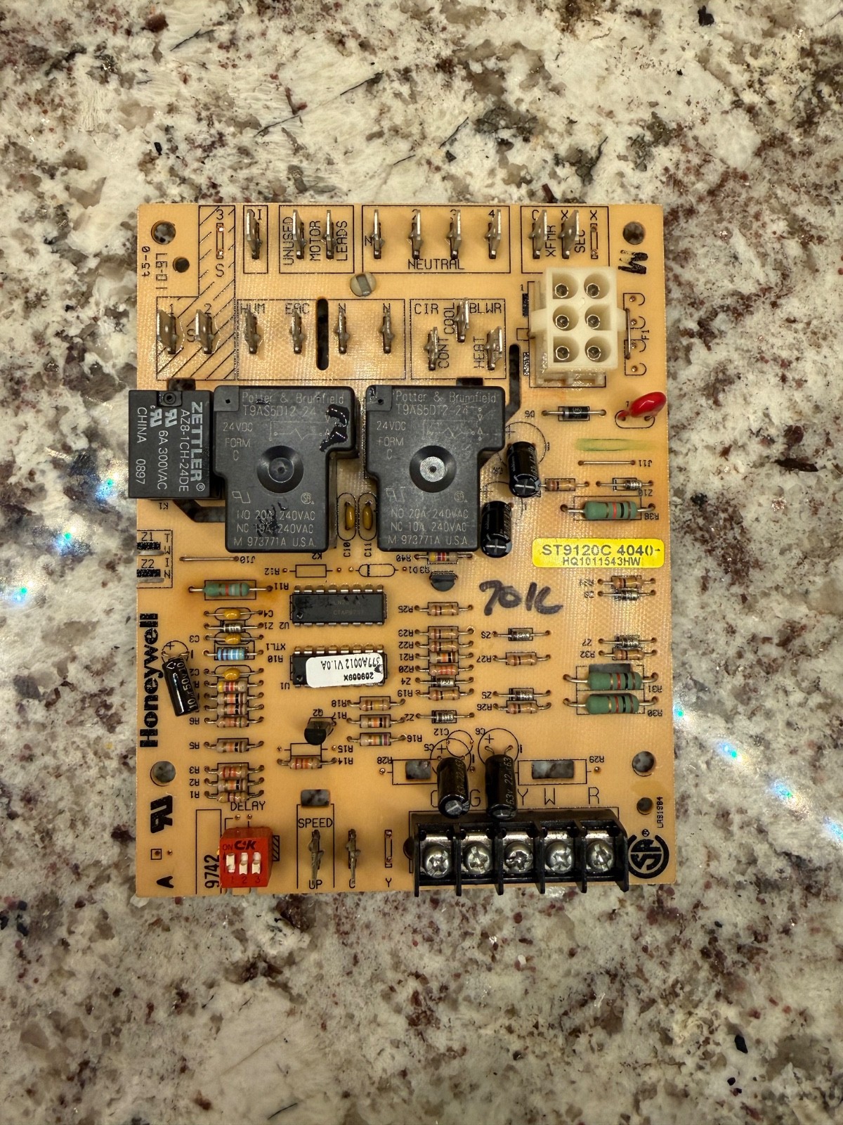OEM ST9120C4040 HQ1011543HW NTG3100GFA4 Furnace Circuit Control Board GUARANTEED