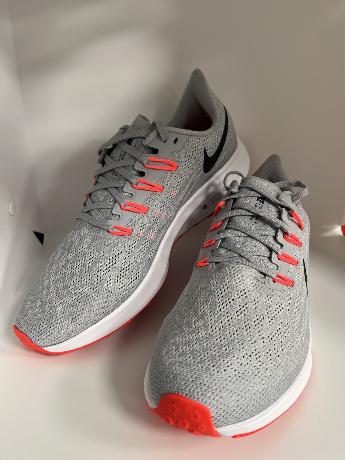 NEW Nike Air Zoom Pegasus 36 Gray Crimson Black  AQ2203-009 Running Shoes Sz 8.5