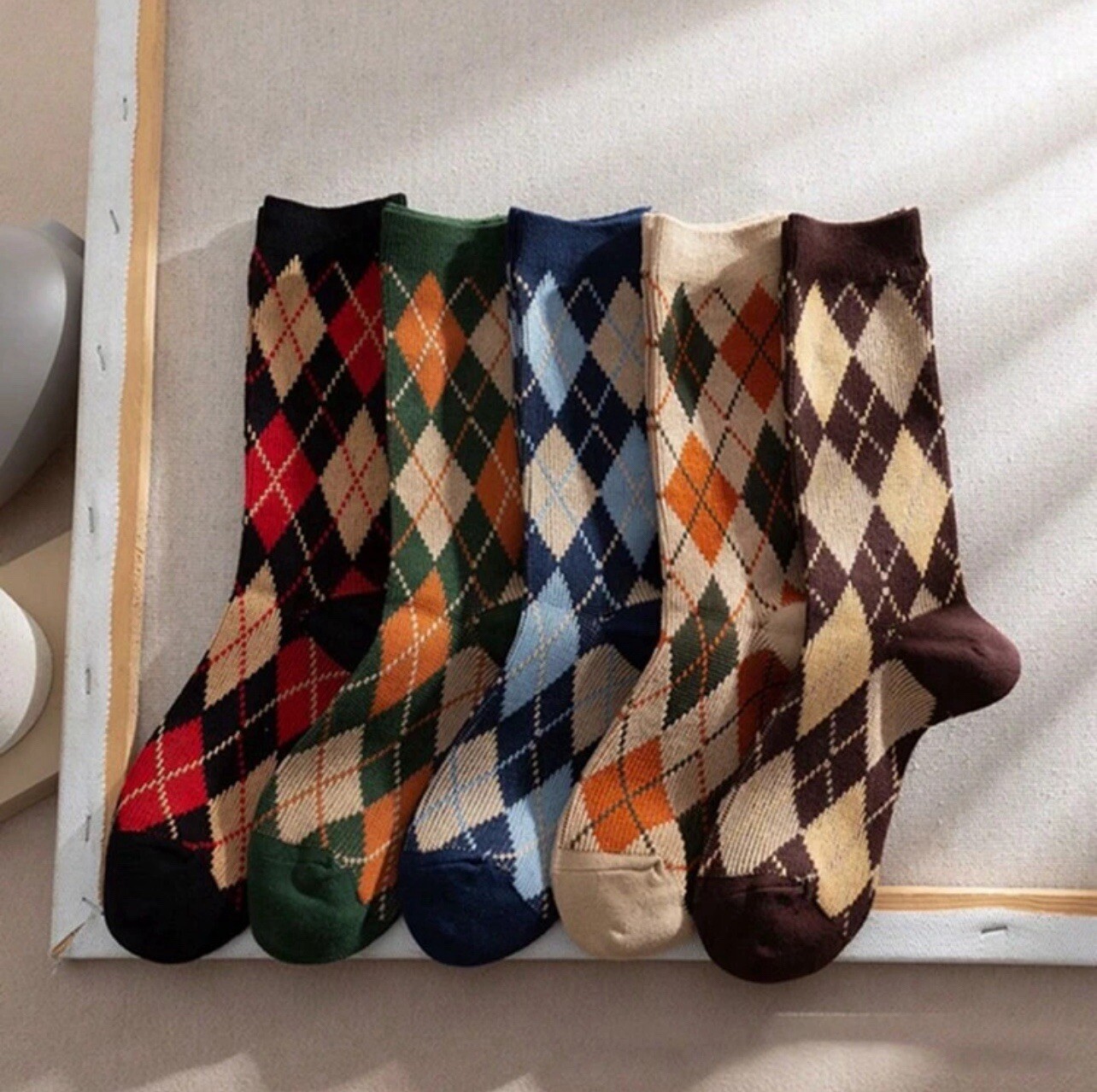 5 Pairs Girls Women Autumn/Winter Diamond Plaid Mid-Calf Retro Collage Socks