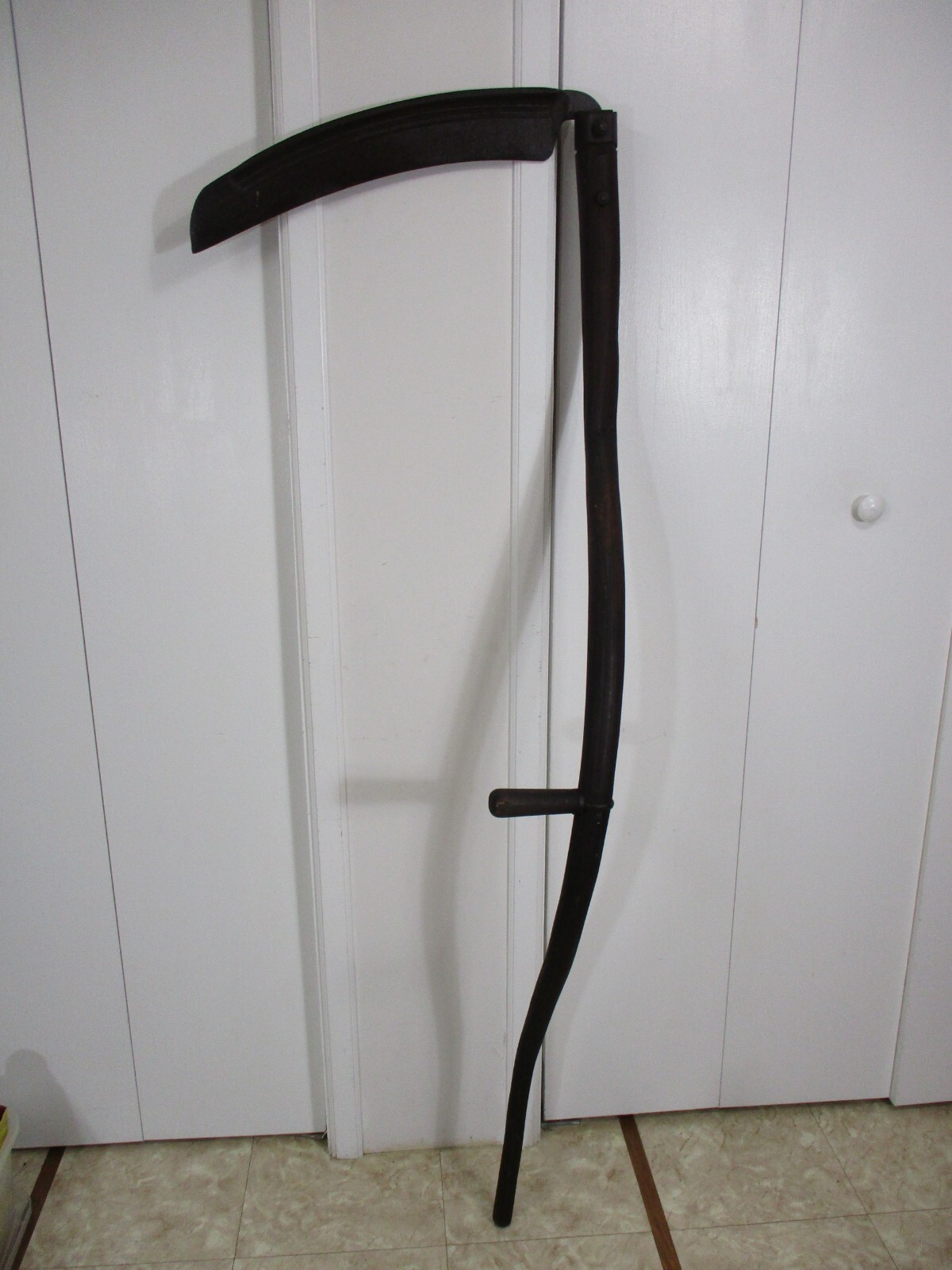 Primitive Scythe Sickle Farm Tool Blade Rustic Farmhouse or Halloween Decor 60"