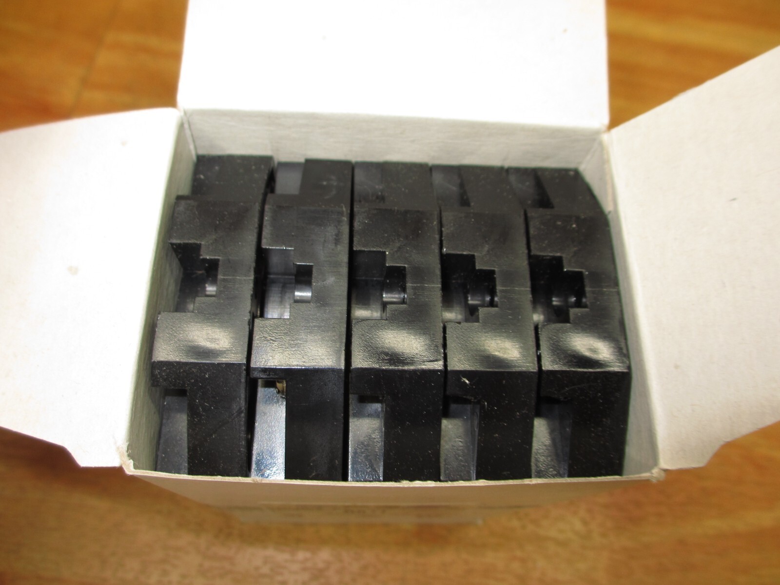 Custom Connector RB11 (BOX OF 10) *NEW* Relay Socket