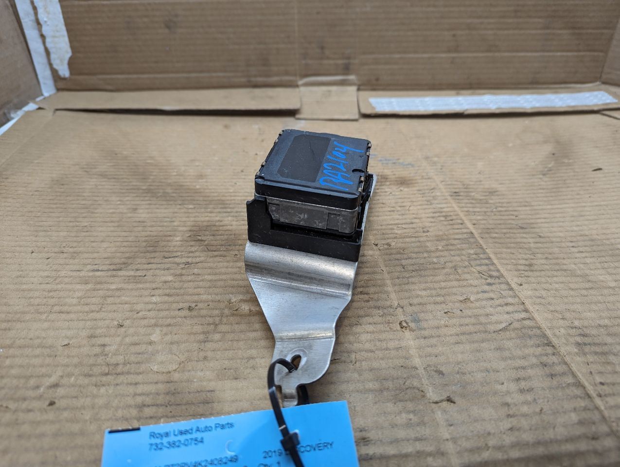 Camera/Projector Radar Unit Adaptive Cruise Fits 17-19 DISCOVERY , LR081490