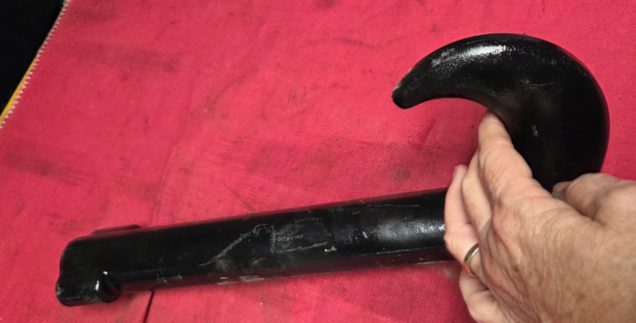 INTERNATIONAL TOW HOOK 3614821C1