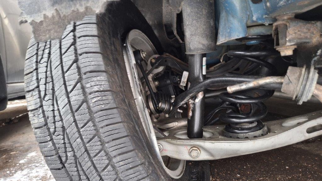 Used Floor Jack fits: 2020 Chevrolet Equinox Grade A
