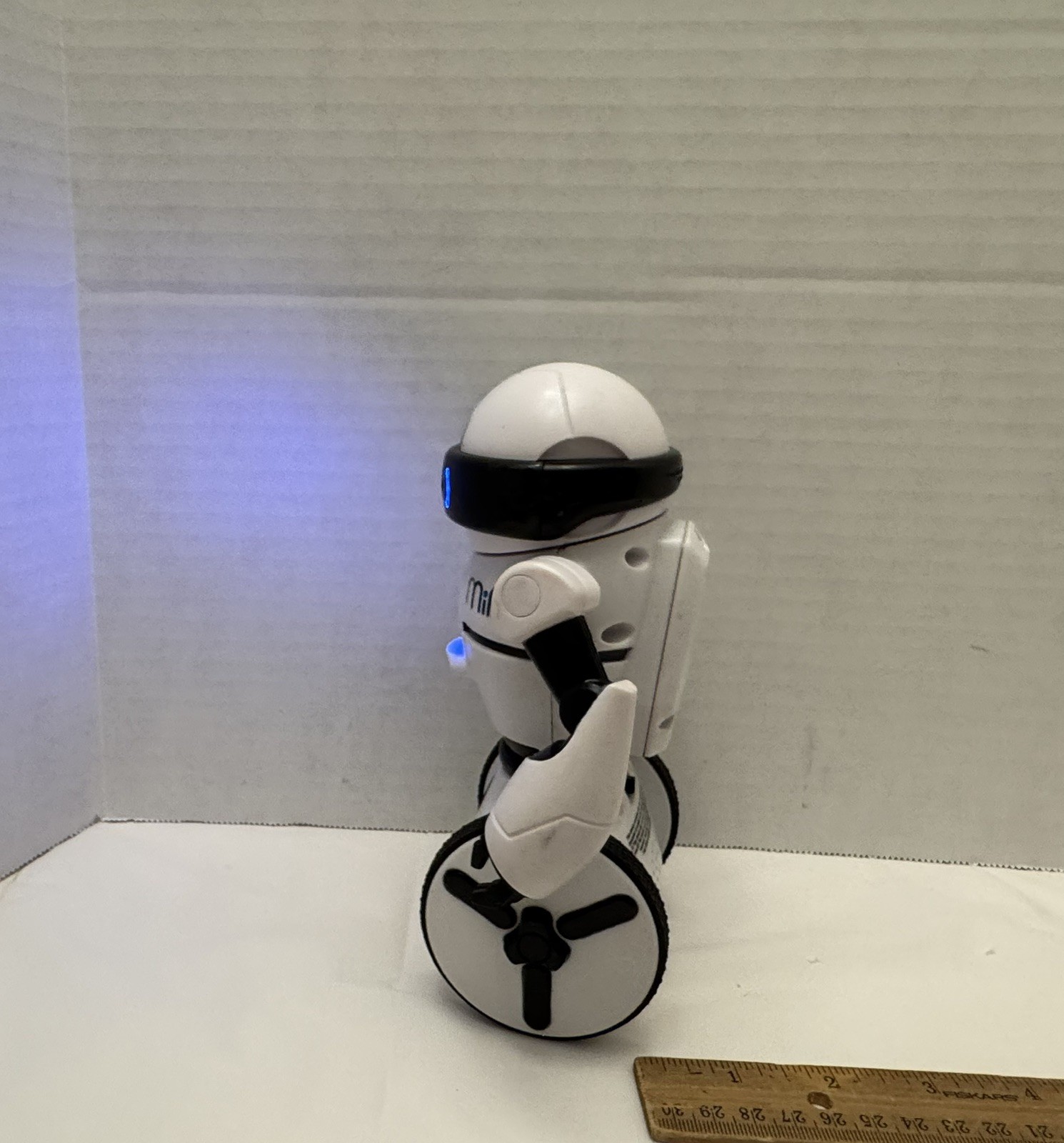 WowWee MiP White & Black Robot, Self Balancing Tested & Working!