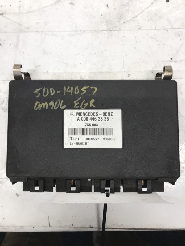 2006 Common Powertrain Control Module A0004463535 for Mercedes OM906 (586-10361)