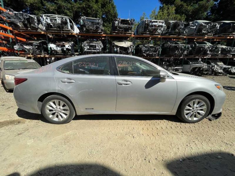 2013 LEXUS ES300H 2.5L CHASSIS ECM MULTIPLEX NETWORK BODY CONTROL MODULE