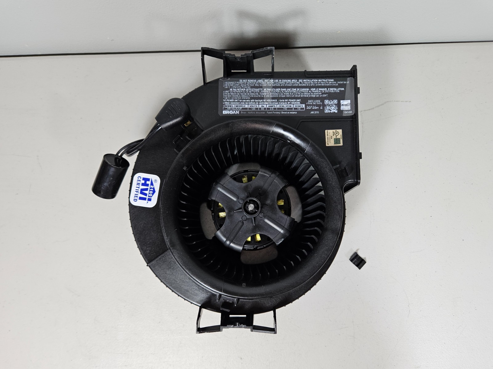 Broan-NuTone SurfaceShield Ventilation Fan AR110LKVV - FAN MOTOR ONLY -CLIP DAMG
