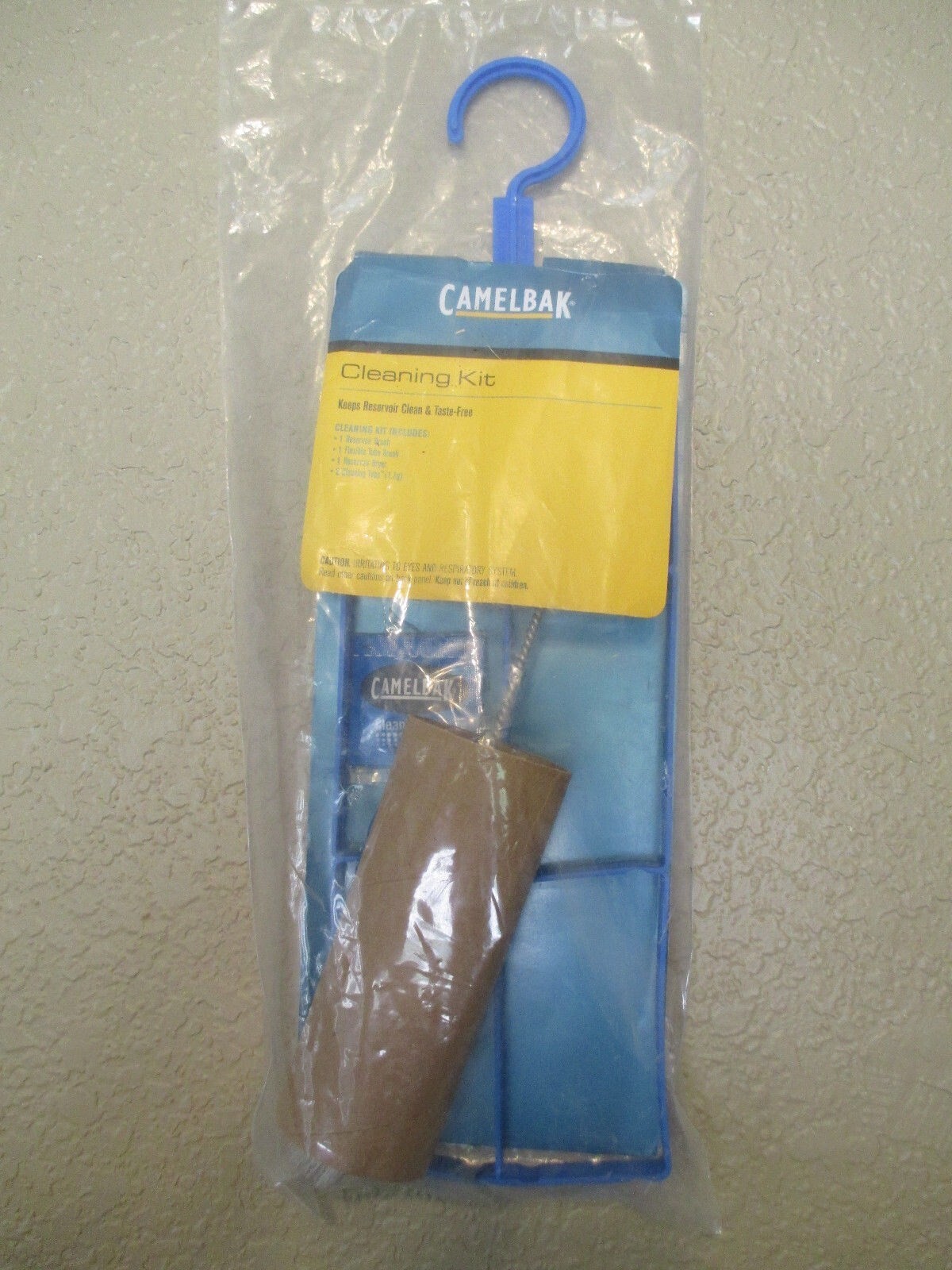 Camelbak Hydration System Cleaning Kit Brushes, Cleaning Tabs, Dryer 60112 NEW