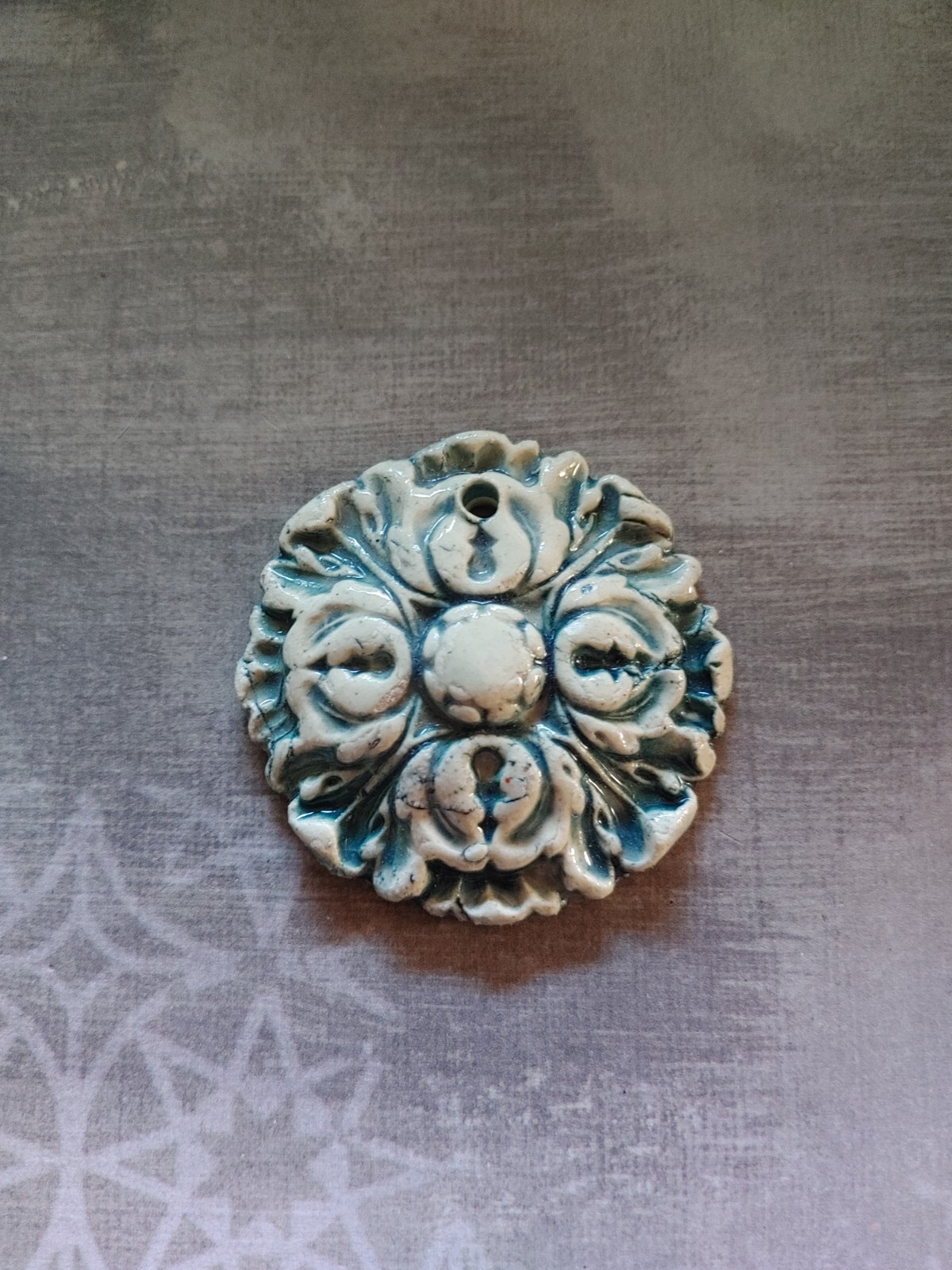 vintage pottery ceramic focal pendant bead OOAK artisan blue white floral 2" dia