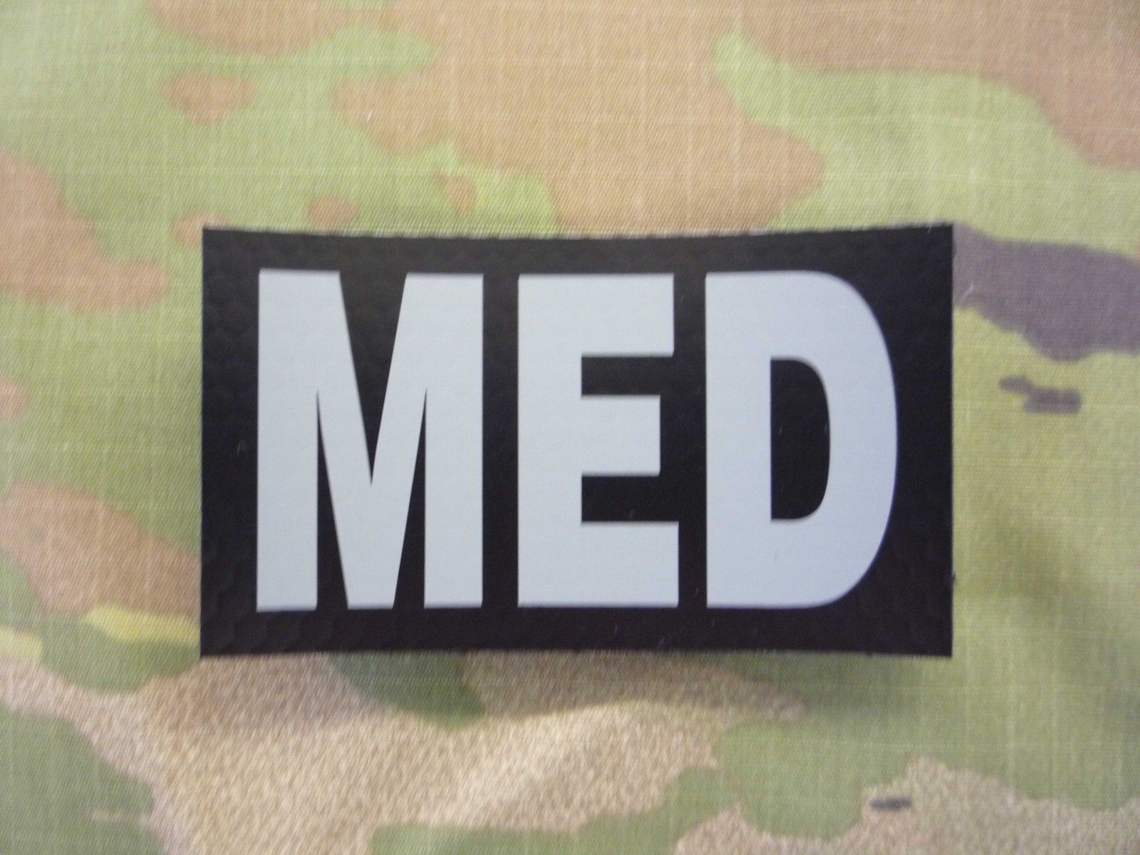 MED GRAY ON IR MB solasX 3.5"X2" WITH VELCRO® BRAND FASTENER