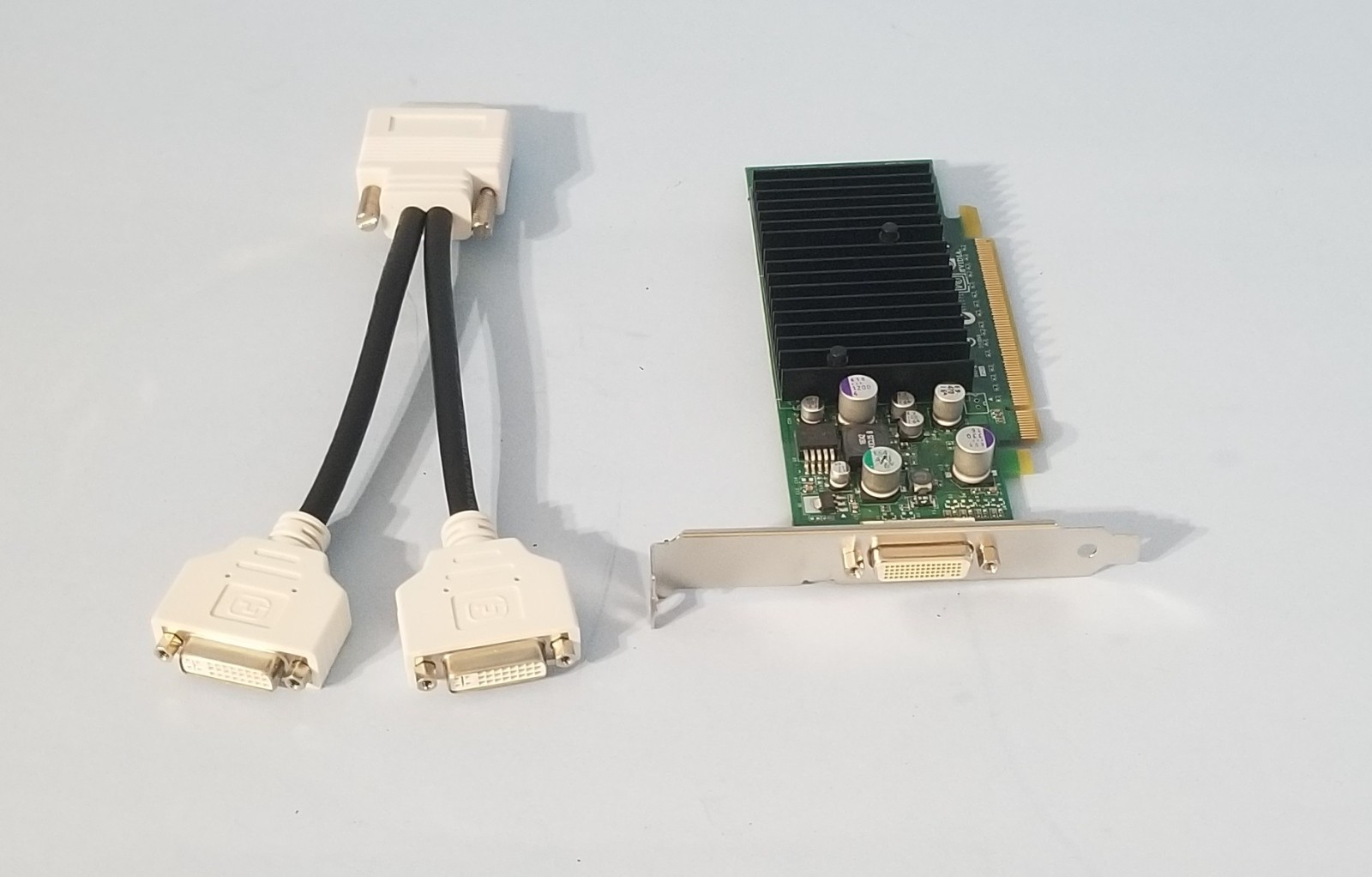 Nvidia PCI-e NVS-280 64MB Video Card  DELL 0N4079 N4079 ON4079 DVI Cable