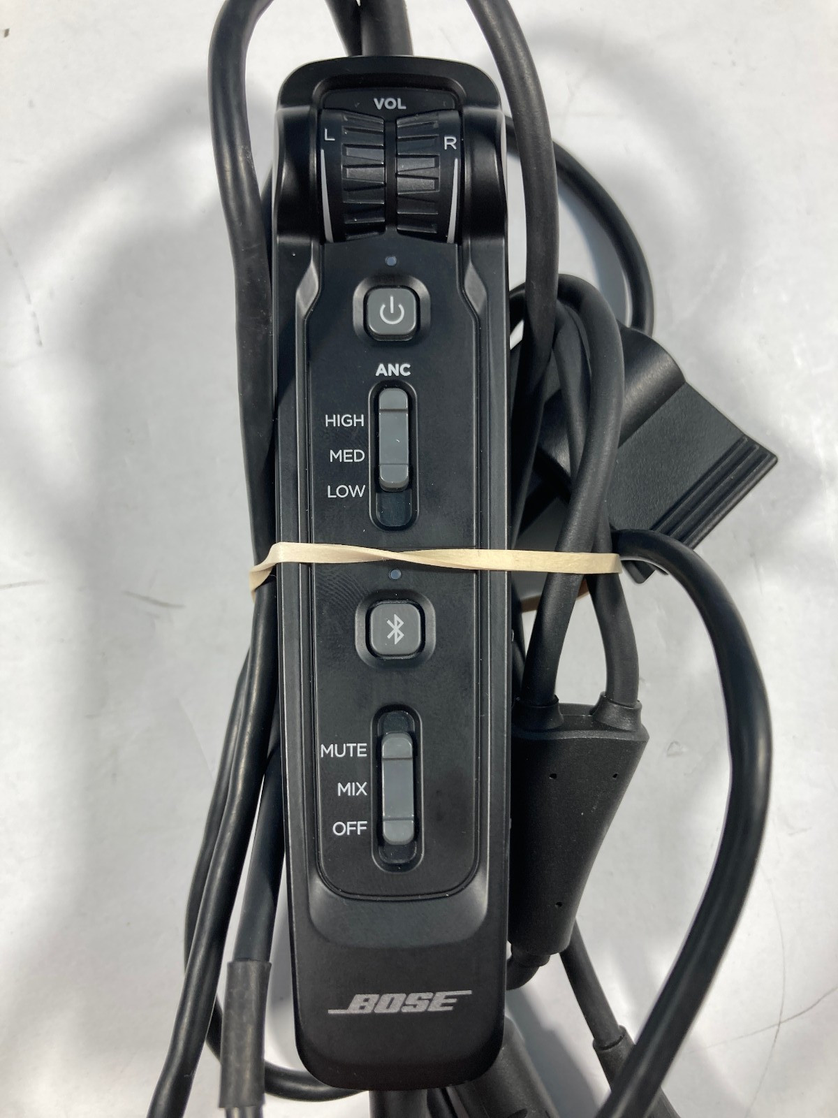 Bose A30 Aviation Headset with Bluetooth, Dual GA Plug and Soft Case
