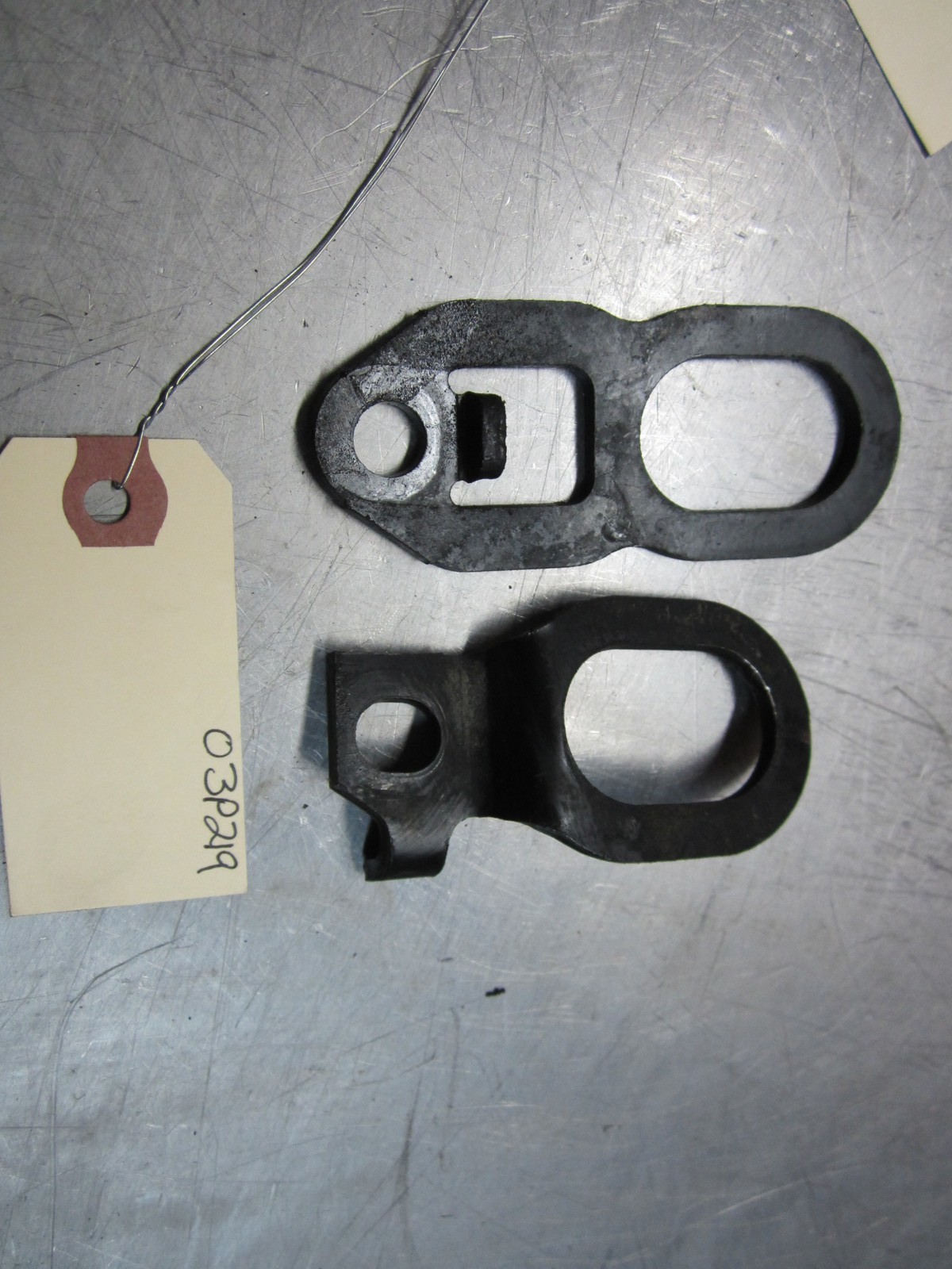 Engine Lift Bracket For 06-09 MAZDA 3  2.0