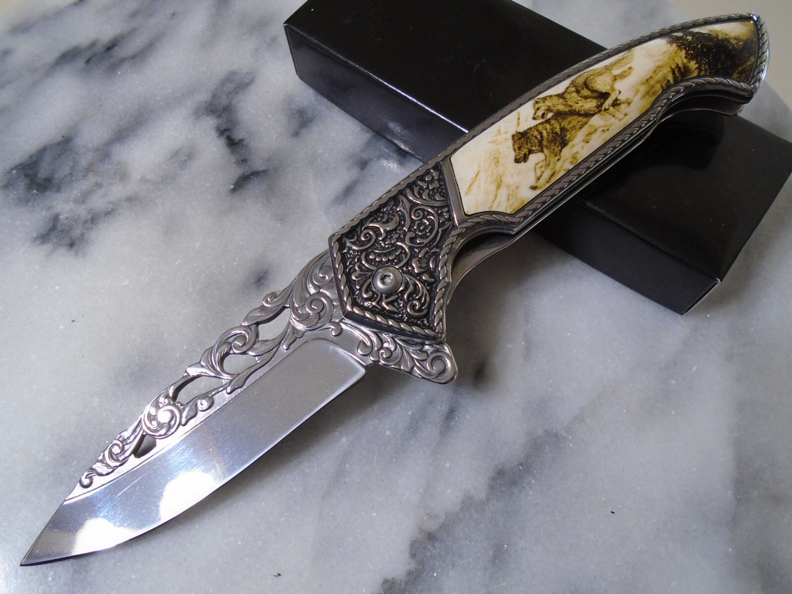 Running Wolf Assisted Open Pocket Knife Chrome Fancy Folder 440 T27801WF New