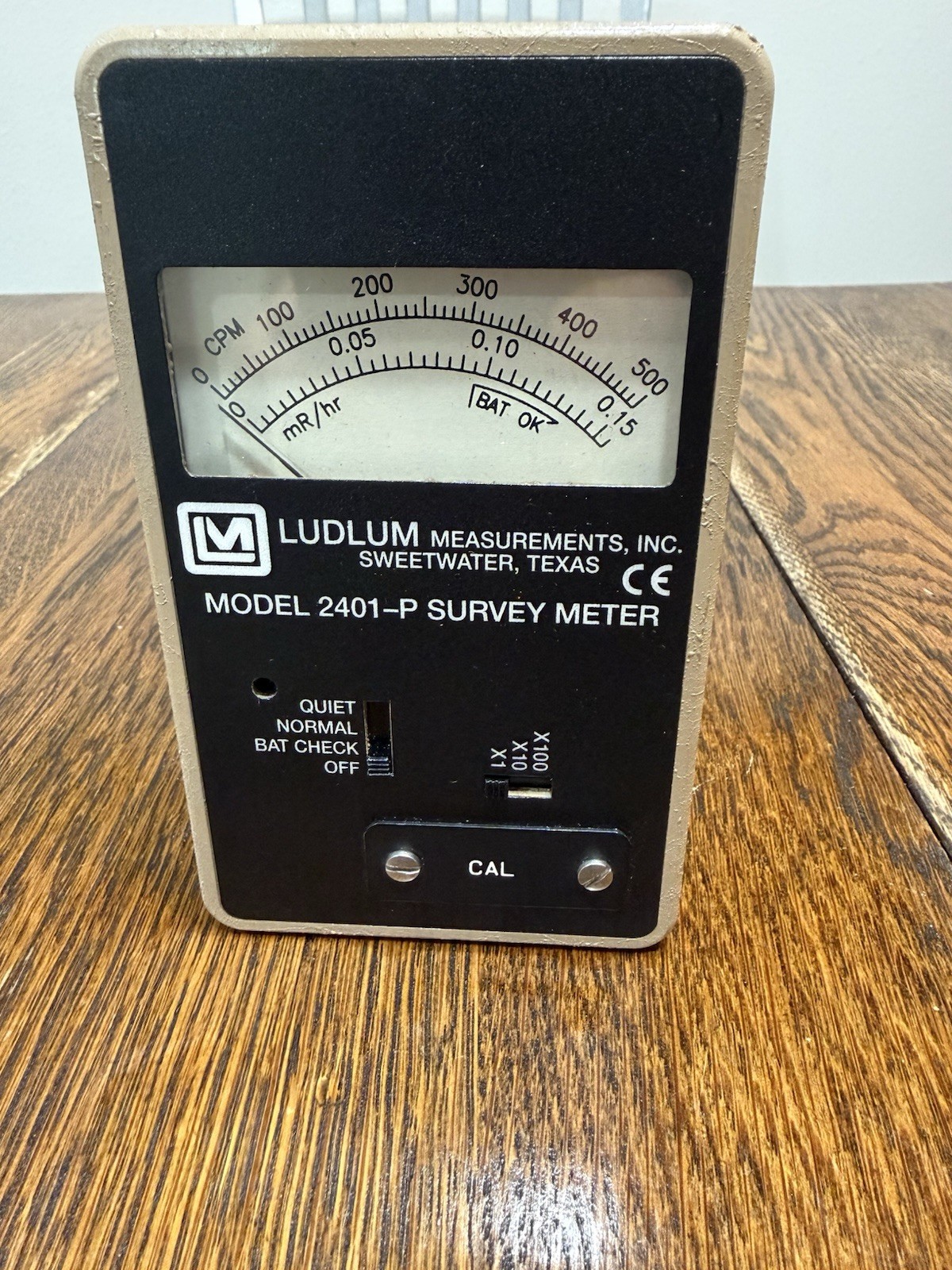 Handheld Survey Meters : Ludlum Model 2401-P Pocket Meter
