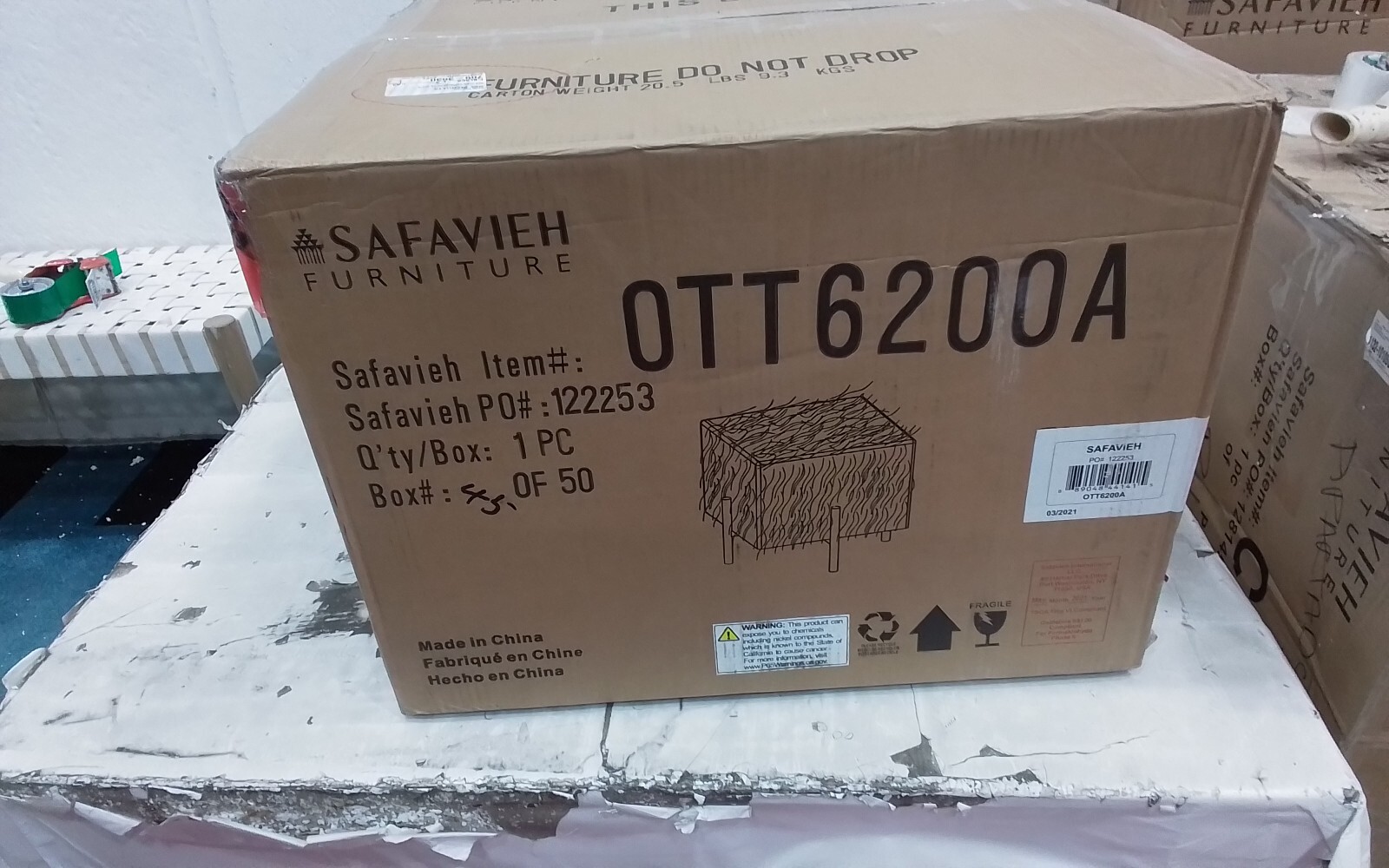Safavieh MOMINA FAUX FUR SQUARE OTTOMAN, Reduced Price 2172743403 OTT6200A
