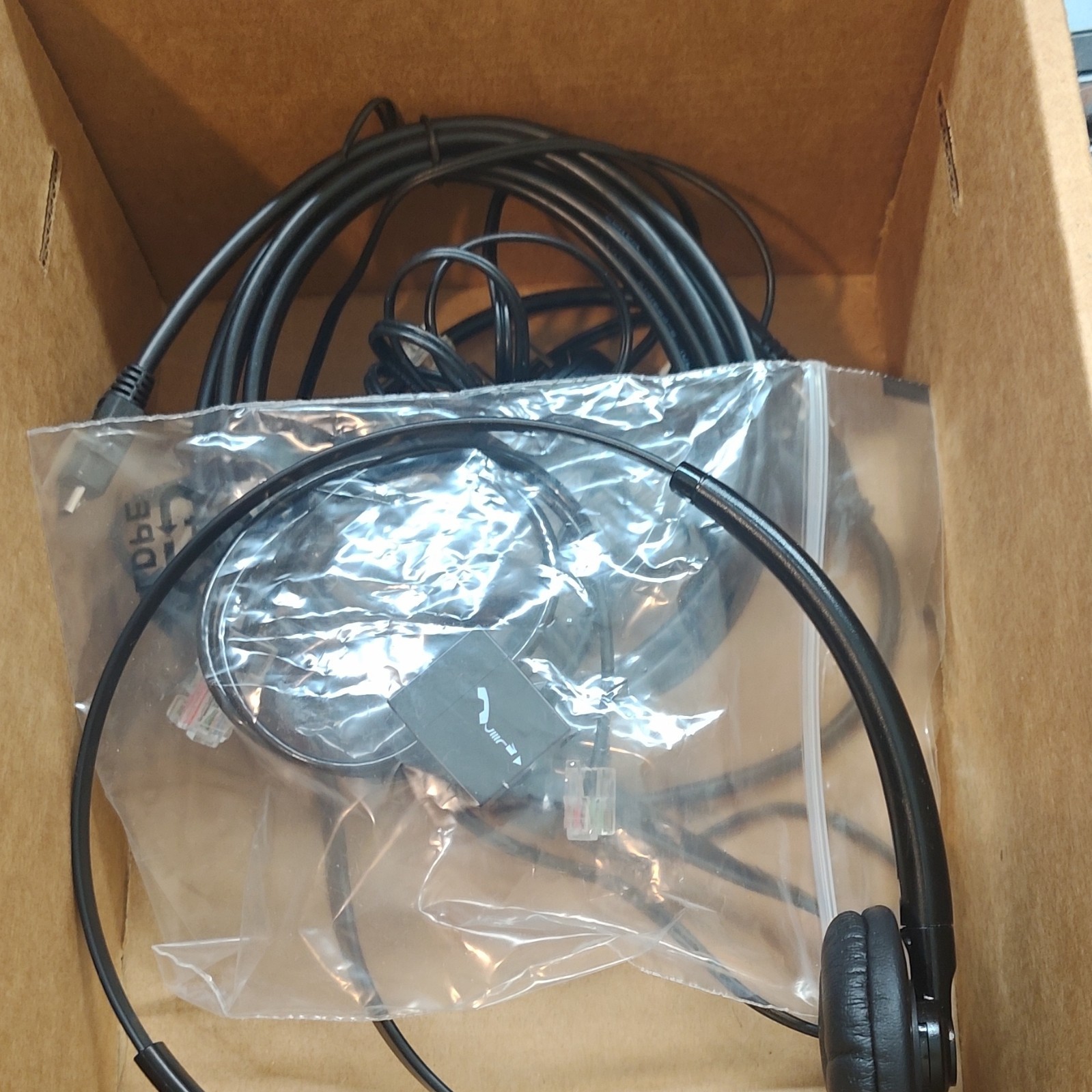 Plantronics Savi 740 (W740) DECT Wireless Single-Ear Headset USB RJ-9 3.5mm