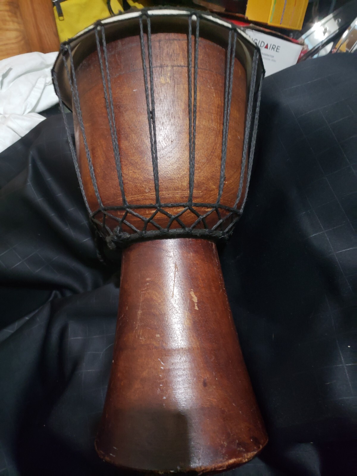 BEAUTIFUL VINTAGE Hand Carved African Wood Drum Bongo