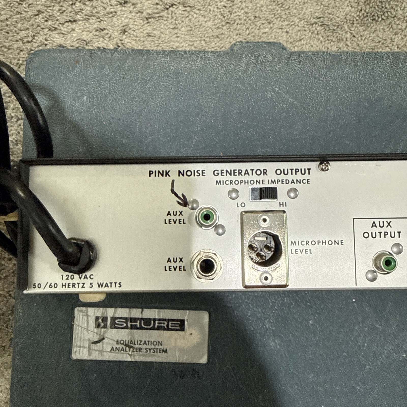 Shure Equalization Analyzer System Feedback Controller M615 With Case Vintage