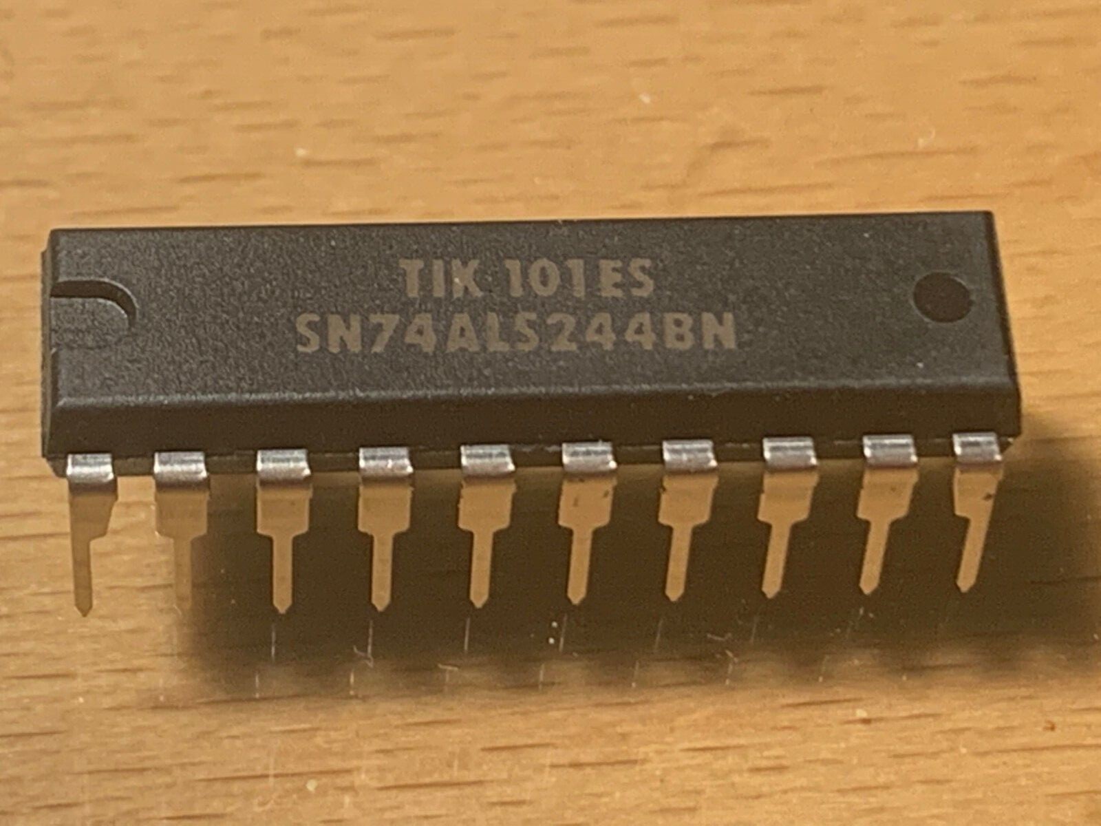 SN74ALS244BN - TI - 20 PIN DIP - BUFFER/ LINE DRIVER - NOS.