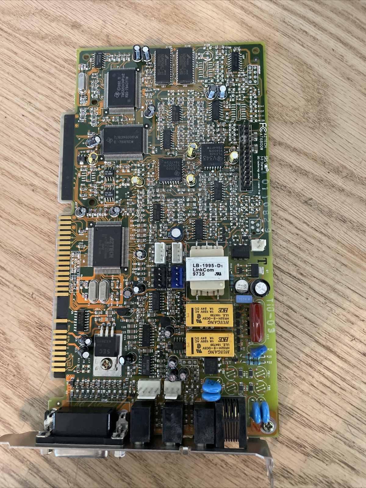 Aztech SRS3-D Stereo ISA Sound-Modem Card AT6800W 050-516925-405 -