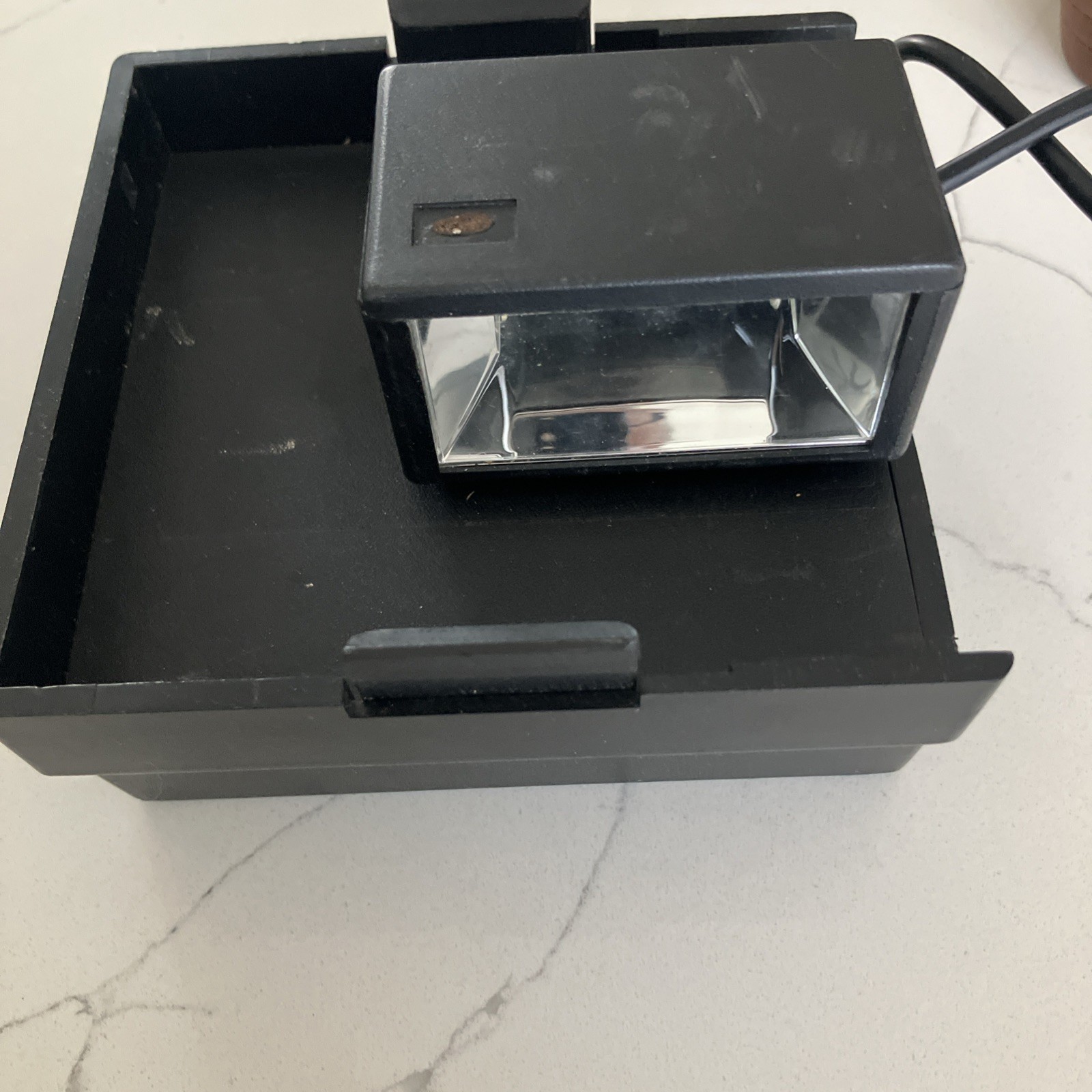 vintage Polaroid ITT Magicflash electronic flash unit