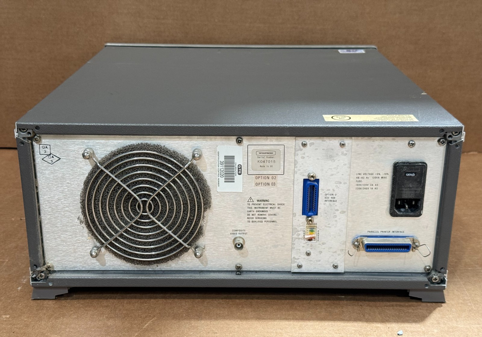 Wiltron Model 6409 RF Analyzer 10-2000MHz OPT 02,03 READ
