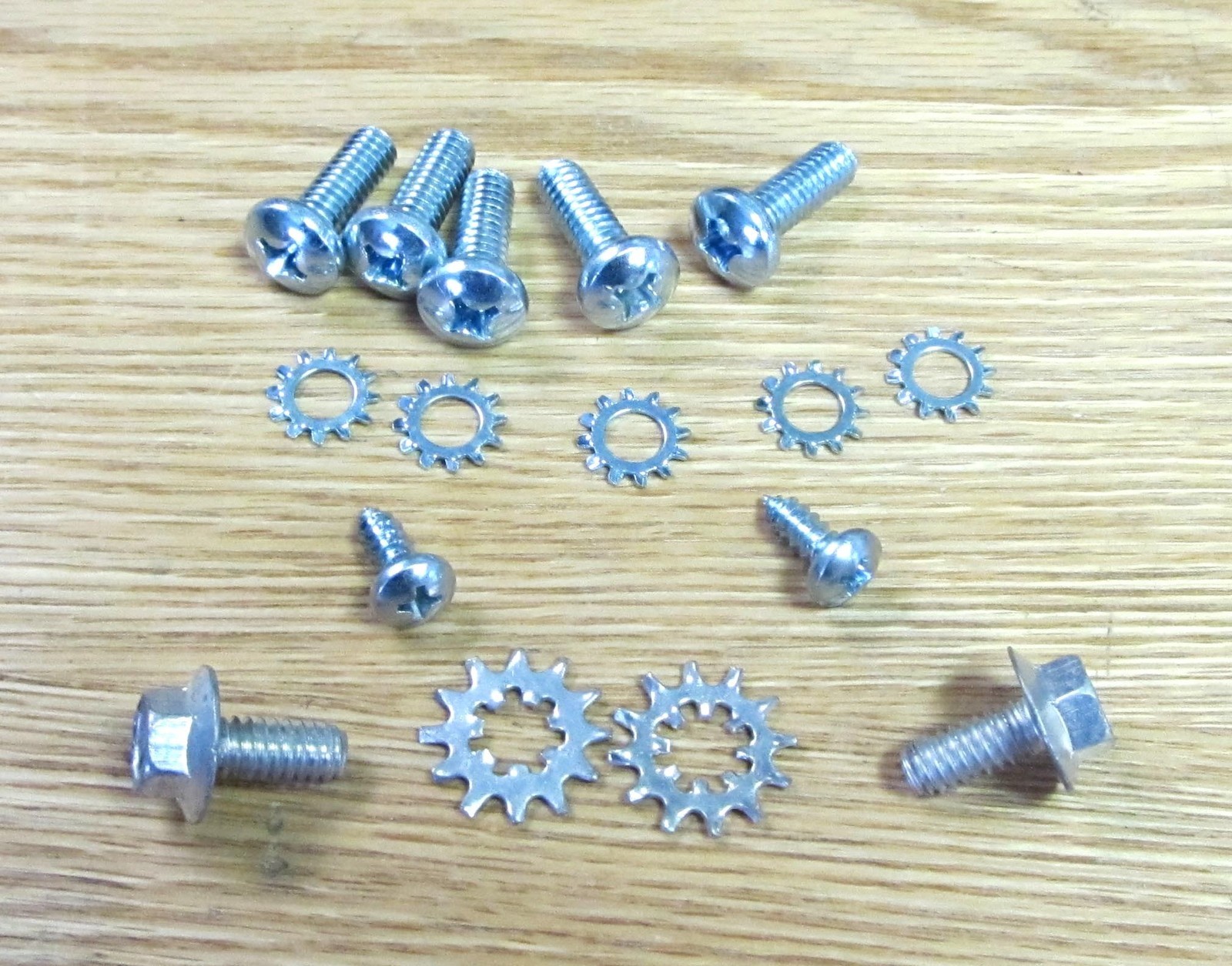 1955 56 57 CHEVY TRUNK LATCH , STRIKER PLATE & GUIDE PIN HARDWARE KIT * USA MADE