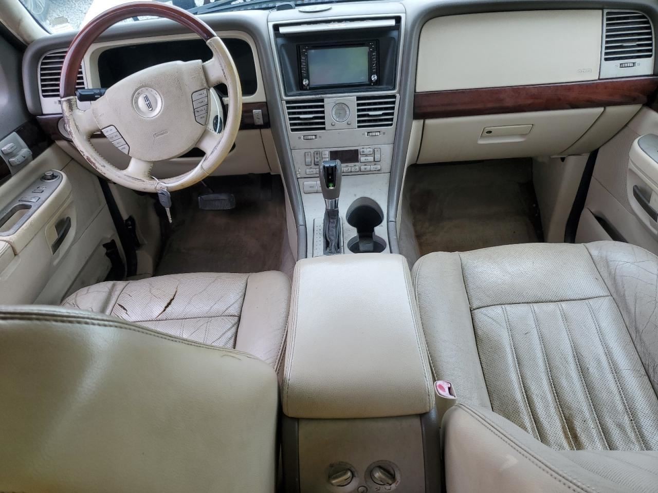 AVIATOR 2004 Glove Box 4671136