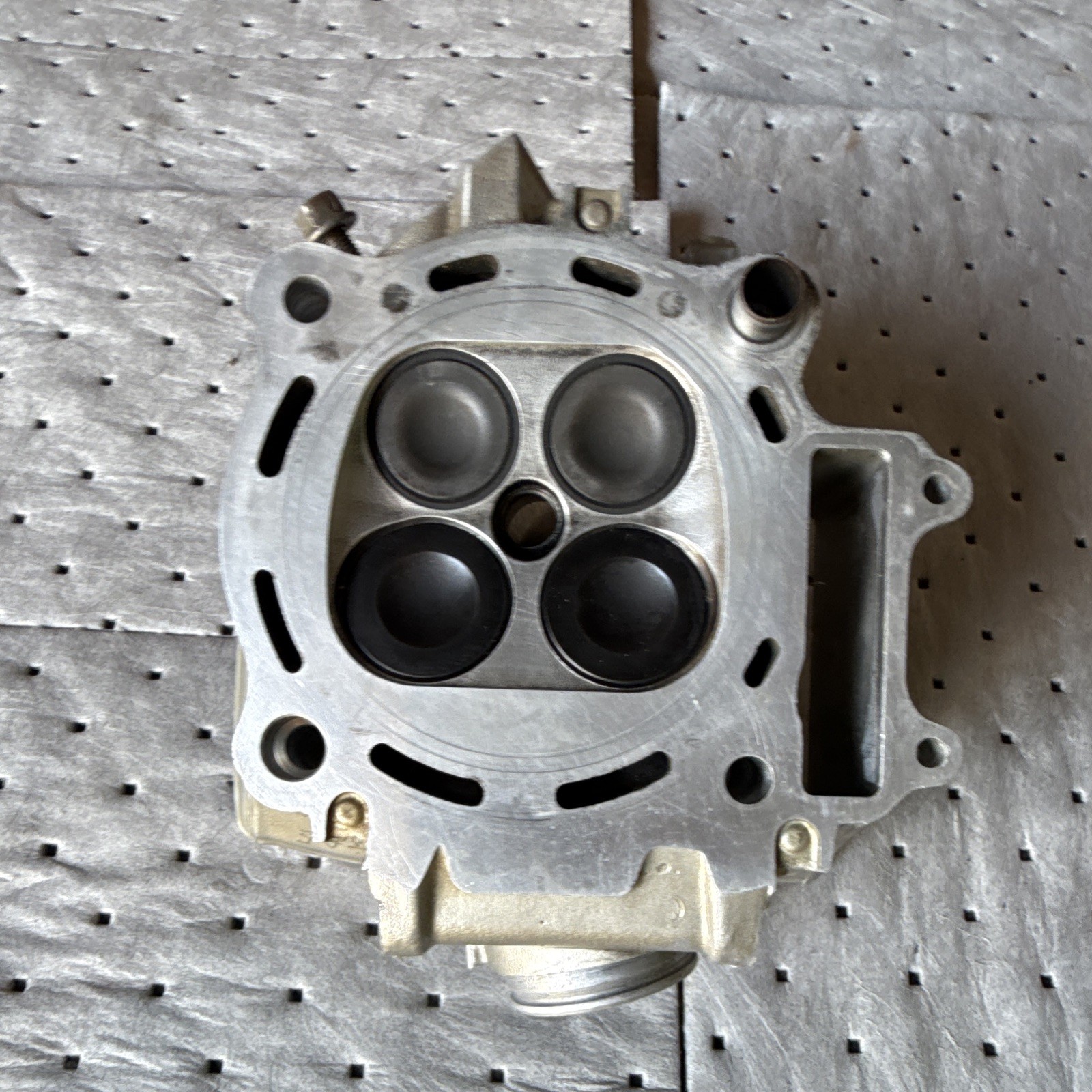 2007-2008 CRF 450r Cylinder Head Good Condition